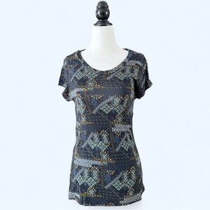 H&M Women’s Blue Green Graphic Aztec Boho Bohemian  Style Casual T-shirt Medium